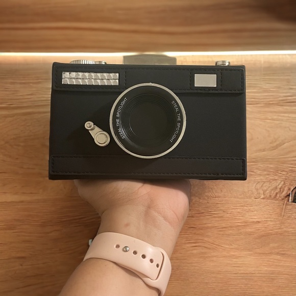 Stylish Camera Style Handbag , Clutch - Picture 2 of 10